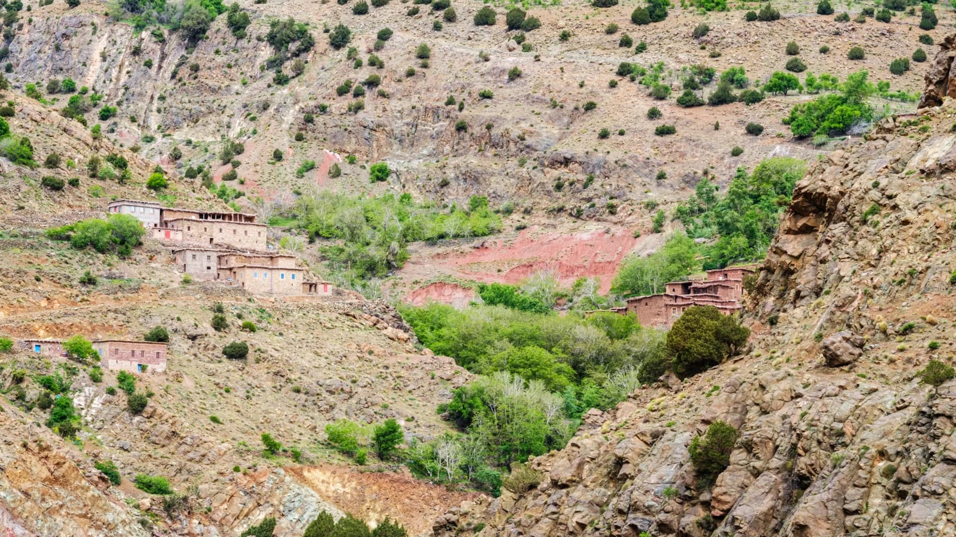 Villages berbères perchés dans le Haut Atlas