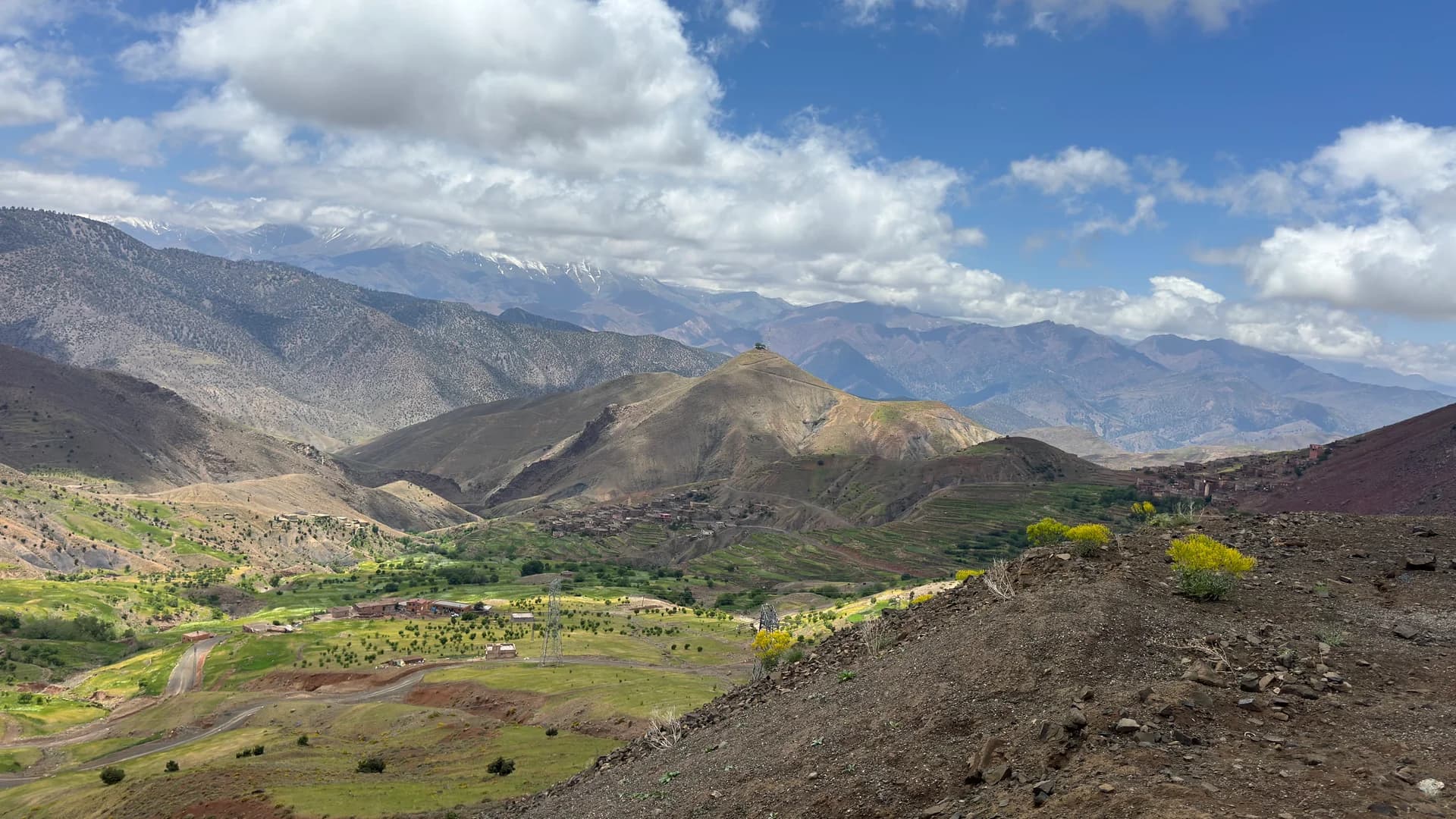 Vue panoramique sur le massif de l'Atlas